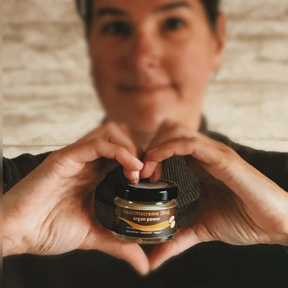 Naturkosmetik Gesichtscreme "Argan Power" (Bio) in Glas mit Metalldeckel