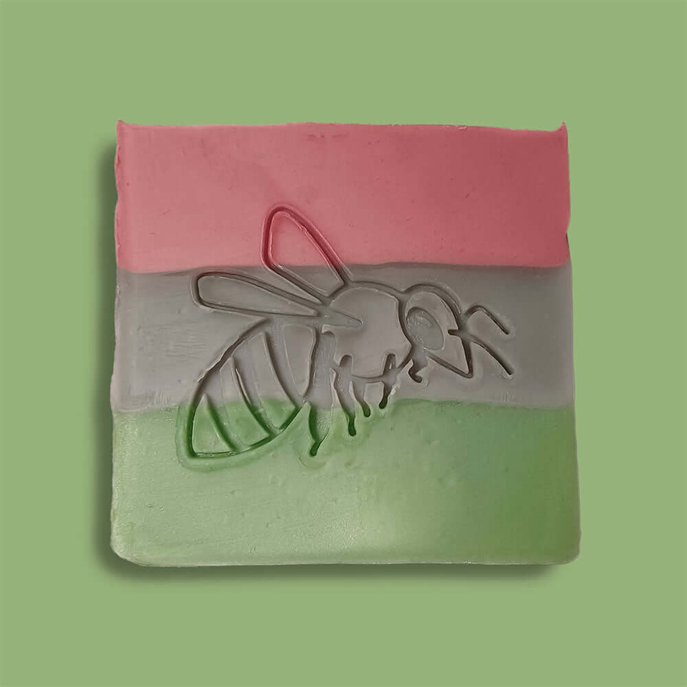 Handgemachte Bio Seife mit individuellem, personalisiertem Druck